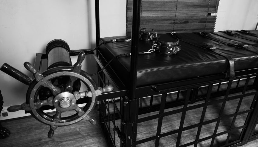 Extended heavy bondage and caging sessions