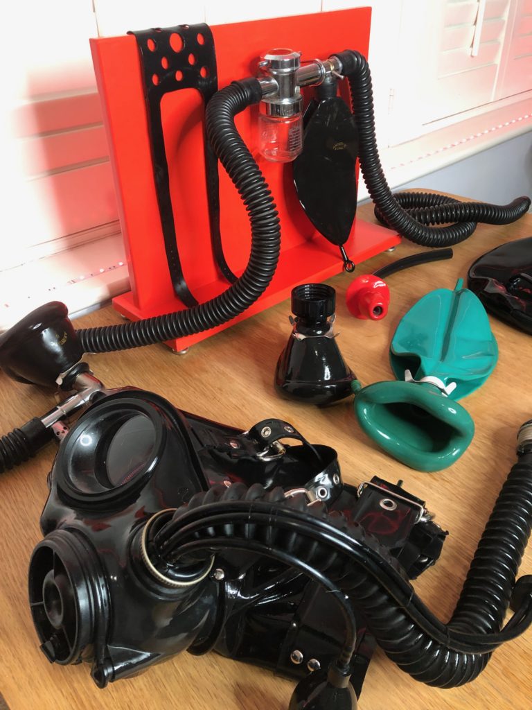 Breath Play, rebreather hoods, gas mask