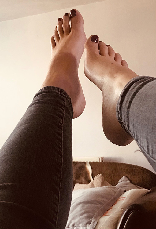 foot worship session dominatrix manchester